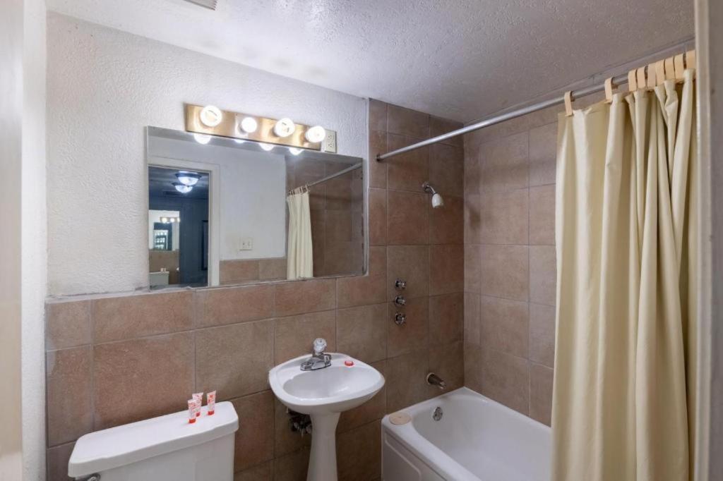 Hotel O Bay City, Tx-35 외부 사진